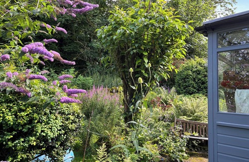 Matlock Cottage | 2 bedroom accommodation in Aldwark, near Brassington