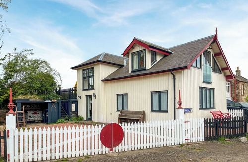 Hawick Cottage | 2 bedroom accommodation in Hassendean Station, near Hawick