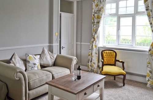Rowsley Cottage | 2 bedroom accommodation in Rowsley, near Matlock