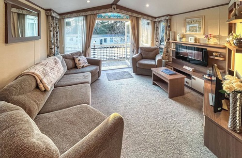 Holton Heath Cottage | 2 bedroom accommodation in Poole