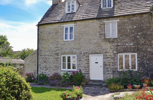 Kingston Cottage | 2 bedroom accommodation in Kingston, near Corfe Castle