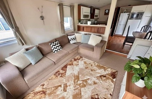 Uddingston Ski Chalet | 2-Bedroom BK Static Caravan in Uddingston, Glasgow