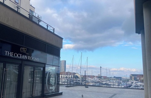 Ocean Village Apartment | 2 bedroom near ocean village Marina port apartment