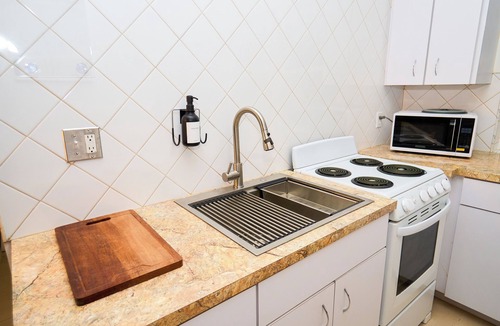 Downtown Nassau Apartment | 2-bedroom Studio Suite for Content Creators!