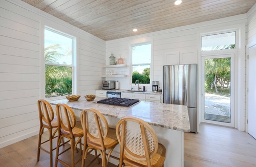 Great Guana Cay Villa | 2-BR, 2-Bath Abaco Bahamas Villa on Great Guana Cay Steps from Beach & Sea