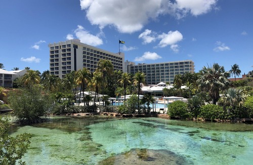 Paradise Island Villa | 2 BR Lockoff Villa, Harborside Resort at Atlantis, Sleeps 8, JUNE 5-12 ONLY