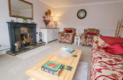 Chirk House | 2 Mountain View