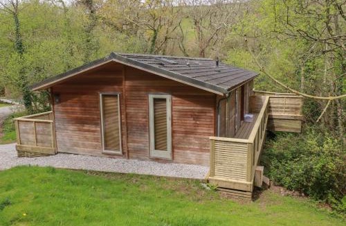 Looe House | 2 Stonerush Valley