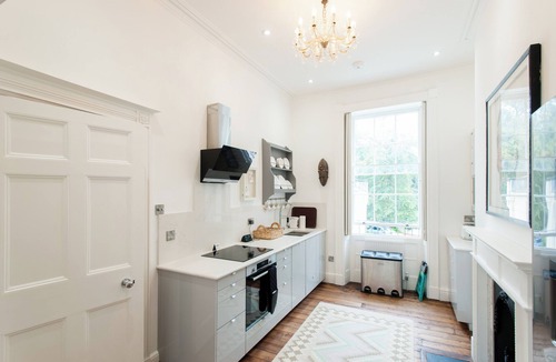 Montpellier Apartment | 21 Montpellier Terrace