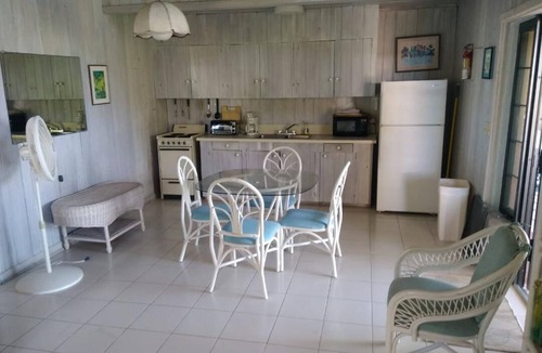 George Town Apartment | ~$248. nite #4 Regatta Point, sleeps 2
