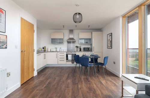 Central Milton Keynes Apartment | 2Bed | 2Bath | Parking | Walk to CentreMK & Xscape