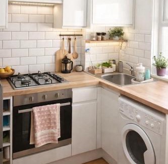 Palmers Green Apartment | 2BR Ground-Floor Flat with Free Parking