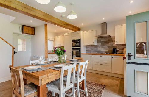 Penrith House | 3 Bed in Penrith oc-94982