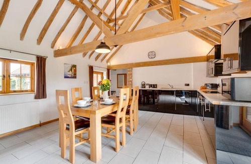 Ewhurst Green House | 3 Bed in Rye (oc-rh1137)