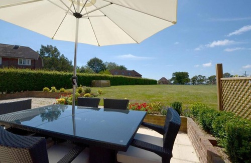 Ewhurst Green House | 3 Bed in Rye (oc-rh1137)