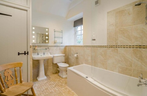 Skelwith Bridge House | 3 Bed in Skelwith Bridge oc-lr130