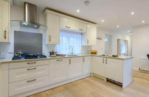 Corfe Castle House | 3 Bed in Wareham oc-81369