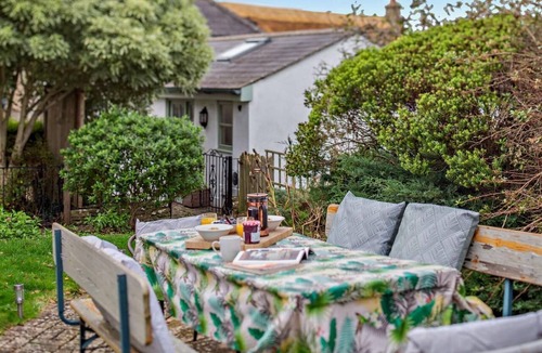 Littlebredy Cottage | 3 Bed in Weymouth (oc-86474)