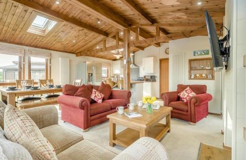 Runswick Bay Cabin | 3 Bed in Whitby oc-wa057