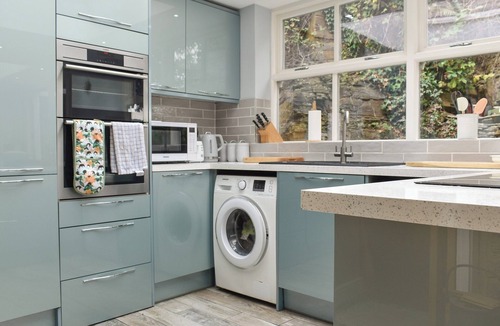 Holymoorside Cottage | 3 bedroom accommodation in Chesterfield