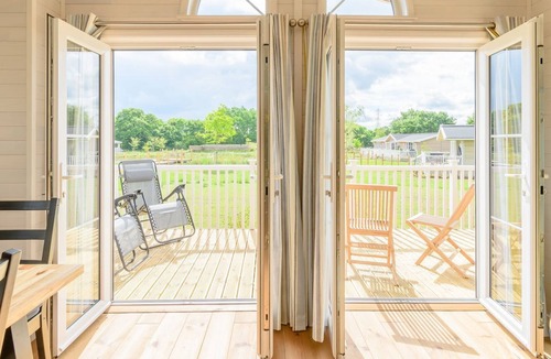 Willington Cottage | 3 bedroom accommodation in Mercia Marina, Willington