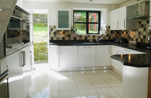 Kendal Cottage | 3 bedroom accommodation in Cowan Head, near Kendal