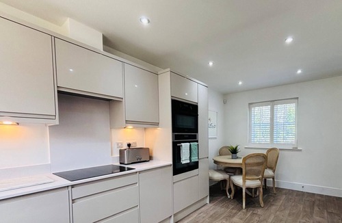 Eaton Mascott House | 3 Bedroom Home Near Shrewsbury
