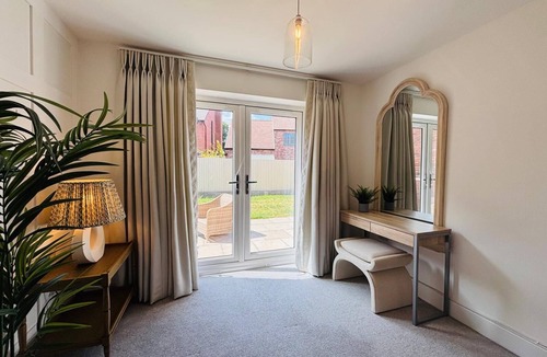 Eaton Mascott House | 3 Bedroom Home Near Shrewsbury
