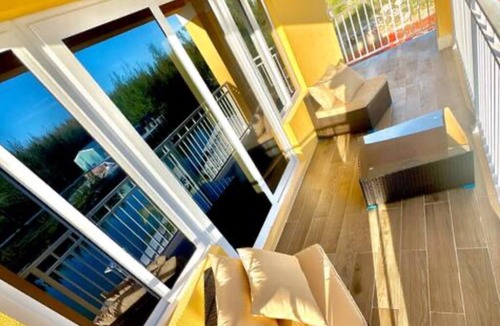 West End House | 3-bedroom townhome located in Westend/Bootle bay only 66 miles off Palm Beach