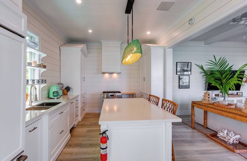 Hope Town Resort | 3 bedroom Villa - Sunset Point, Abaco - Surf Inn Villa # 2