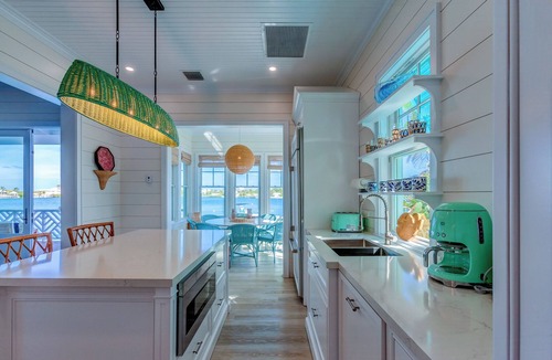 Hope Town Resort | 3 bedroom Villa - Sunset Point, Abaco - Surf Inn Villa # 2