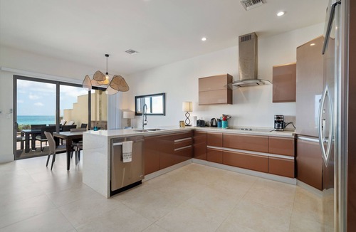 Nassau Villa | 3 BR Oceanfront Beach House with Private Pool Gated Community Staircase to Ocean