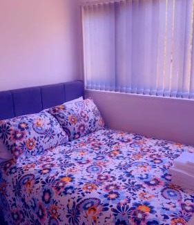 Bletchley House | 32 Hatton Guest House