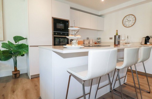 Newquay City Centre Cottage | 33 Cliff Edge