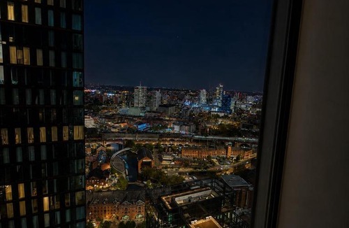 Castlefield Apartment | 34th Floor 2bed City View Apartment Manchester Deansgate
