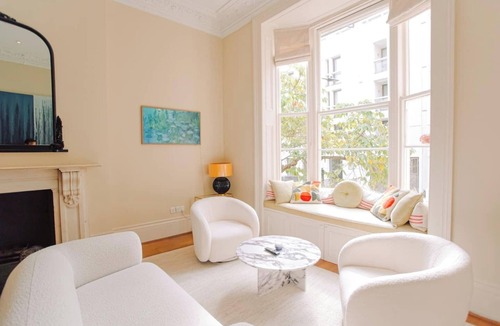 Bayswater Apartment | 3BR Duplex | 2 Living Rooms | Garden | Notting Hl