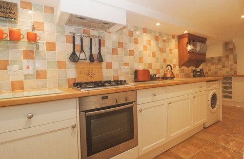 Down Thomas Cottage | 4 Barton Cottages by Plymouth.