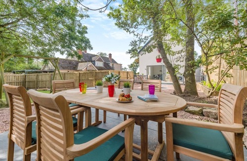 Cheswick Cottage | 4 Bed in Berwick-upon-Tweed (oc-h29940)