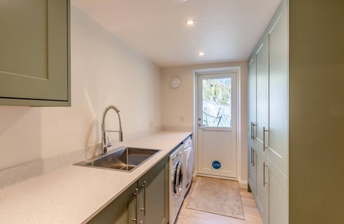 Broughton Mills Cottage | 4 Bed in Water Yeat (oc-c30989)
