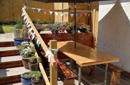 Broadstairs House | 4 bed seaside let with parking Central Broadstairs
