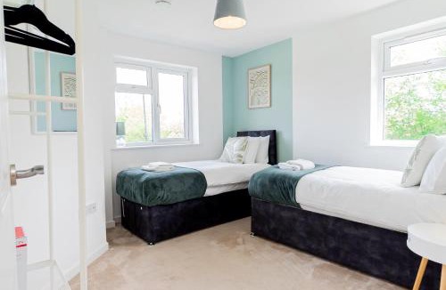 Totton House | 4-BedHaven in Fawley Perfect for ExtendedStays!
