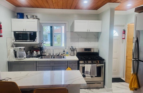 Colonel Hill House | 4 bedroom 4 bath home in crooked island bahamas perfect for Bone fishing.