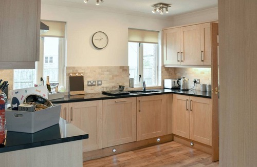 North Sunderland Cottage | 4 bedroom accommodation in Seahouses