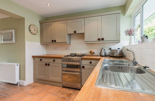 Burley Cottage | 4 bedroom accommodation in Burley