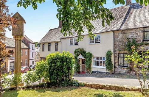 Stratton Cottage | 4 bedroom accommodation in Stratton, near Bude