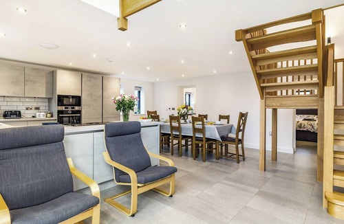 Ely Cottage | 4 bedroom accommodation in Wicken, near Soham