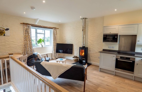 Boscastle House | 4* self catering, farm stay cottage. Sleeps 4