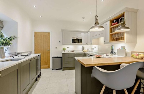 Bont Newydd Cottage | 5 Bed in Caernarfon (oc-80729)