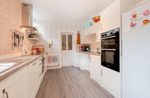 Runswick Bay Cottage | 5 Bed in Runswick (oc-wa326)