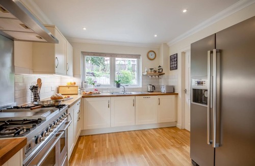 Swinton Cottage | 5 Bed in Swinton (oc-t32750)
